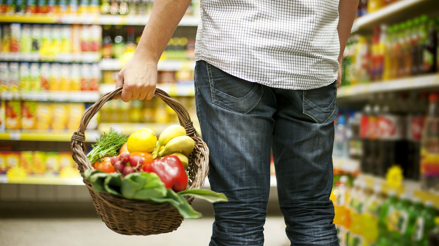 Feature | Man holding healthy foods in a basket | Healthiest Foods To Eat